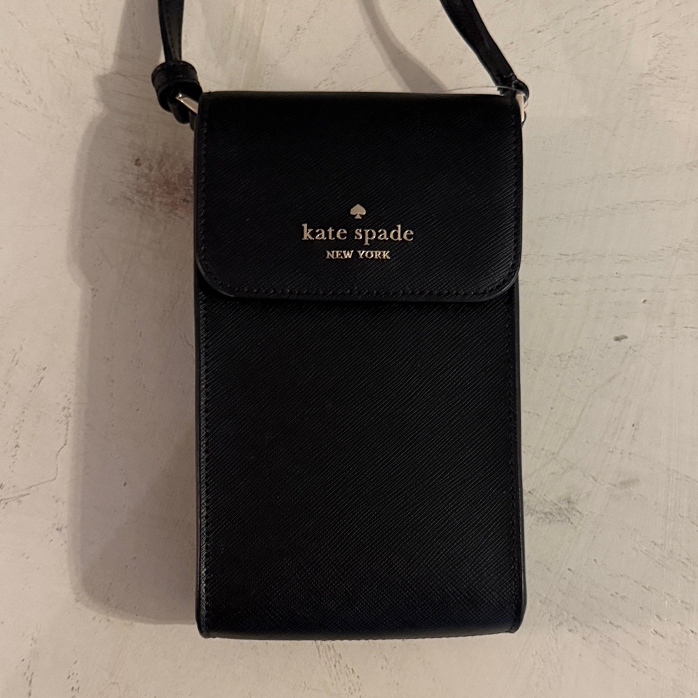 Kate Spade Madison North South Black Leather Crossbody Bag $199 Noir essential!